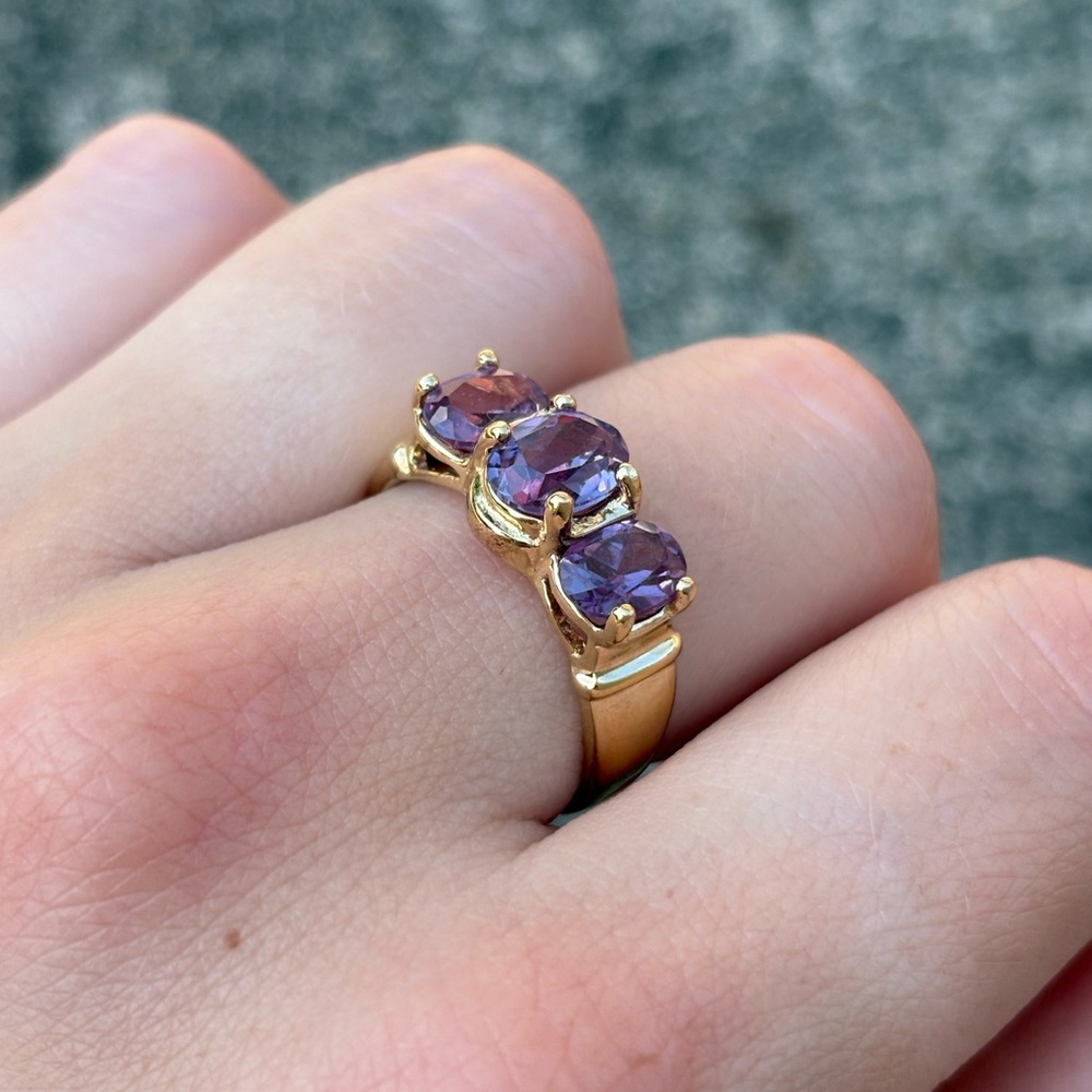 Gold Over Sterling Elegant Three Stone Amethyst Simulant Statement Ring - Picture 4 of 8